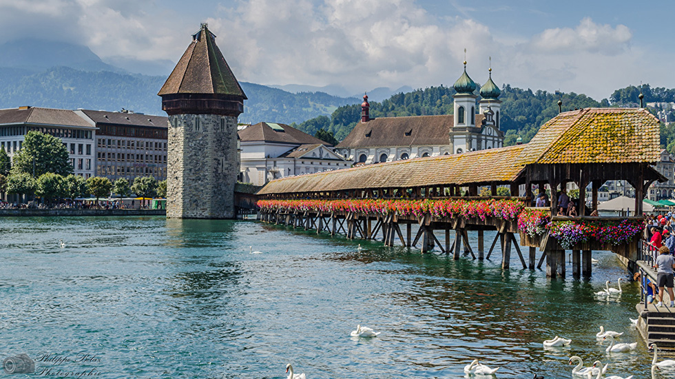 Cầu Chapel Lucerne - Tour Thụy Sĩ giá rẻ