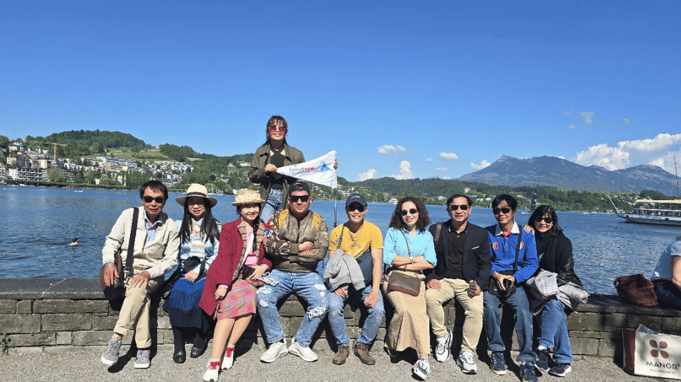 Hồ Lucerne điểm chụp ảnh yêu thích